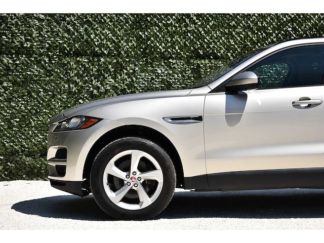 2017 jaguar f-pace 35t suv premium 3,0l v6 btw auto - afbeelding 29 van  77