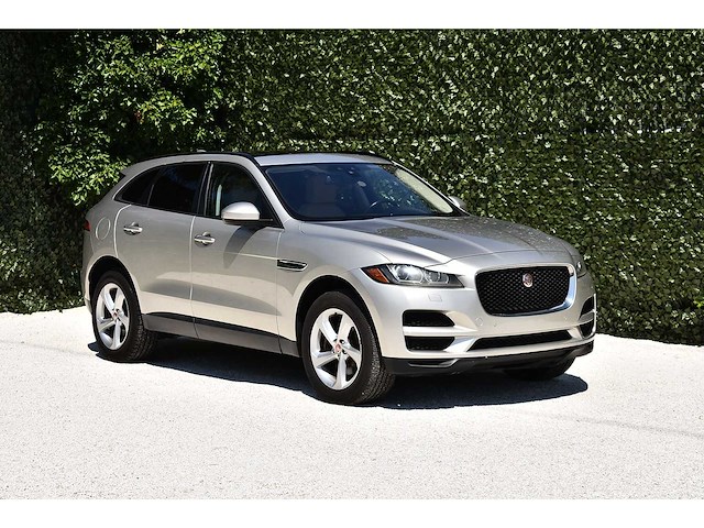 2017 jaguar f-pace 35t suv premium 3,0l v6 btw auto - afbeelding 43 van  77
