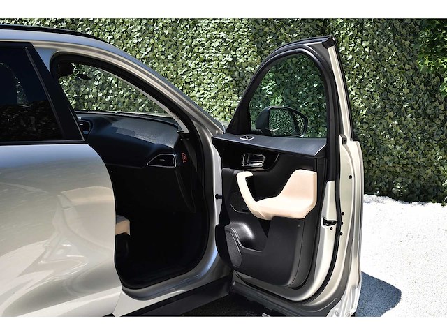 2017 jaguar f-pace 35t suv premium 3,0l v6 btw auto - afbeelding 55 van  77