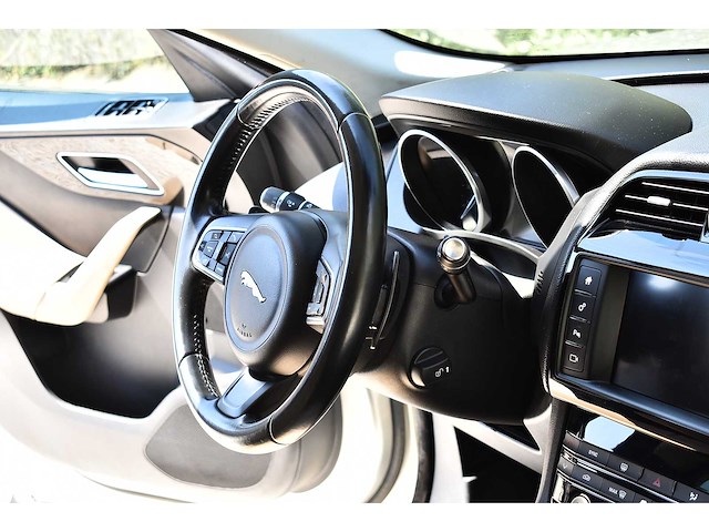 2017 jaguar f-pace 35t suv premium 3,0l v6 btw auto - afbeelding 60 van  77
