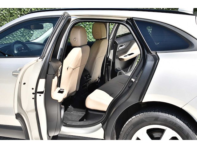 2017 jaguar f-pace 35t suv premium 3,0l v6 btw auto - afbeelding 67 van  77