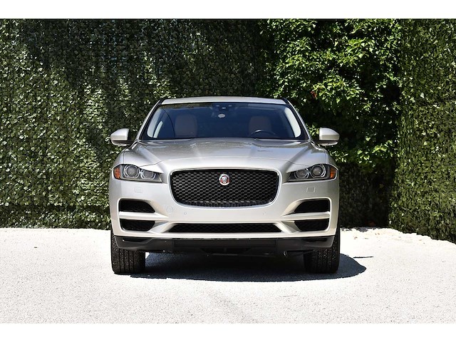 2017 jaguar f-pace 35t suv premium 3,0l v6 btw auto - afbeelding 1 van  11
