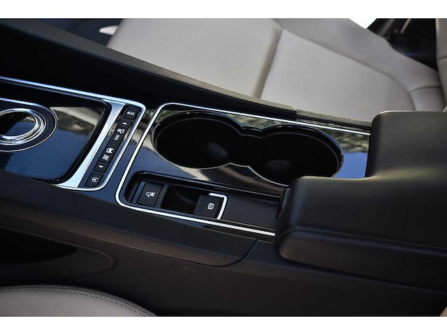 2017 jaguar f-pace 35t suv premium 3,0l v6 btw auto - afbeelding 4 van  11