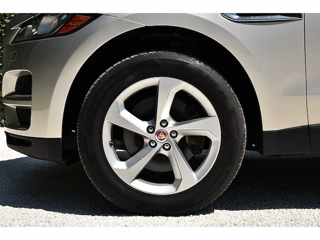 2017 jaguar f-pace 35t suv premium 3,0l v6 btw auto - afbeelding 21 van  77