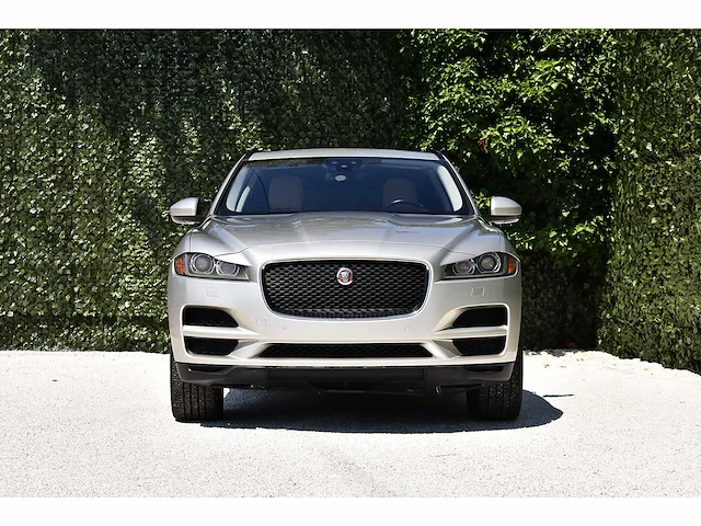 2017 jaguar f-pace 35t suv premium 3,0l v6 btw auto - afbeelding 23 van  77