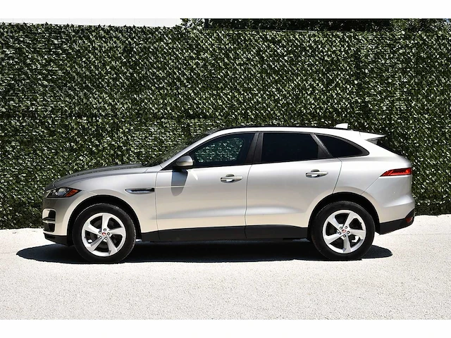 2017 jaguar f-pace 35t suv premium 3,0l v6 btw auto - afbeelding 17 van  77