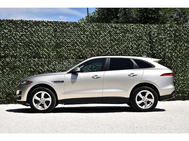 2017 jaguar f-pace 35t suv premium 3,0l v6 btw auto - afbeelding 25 van  77
