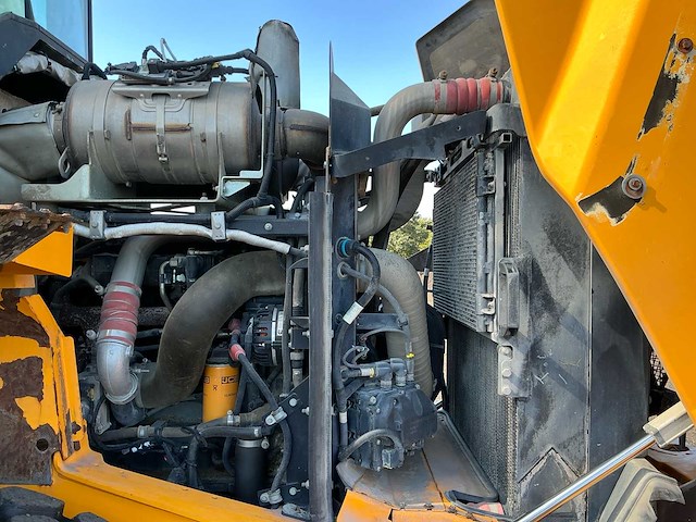 2017 jcb 437 wht t4f wastemaster wiellader met eurosteel hoogkiepbak - afbeelding 10 van  11