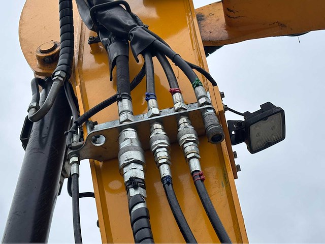 2017 jcb hydradig 110w banden graafmachine - afbeelding 34 van  66