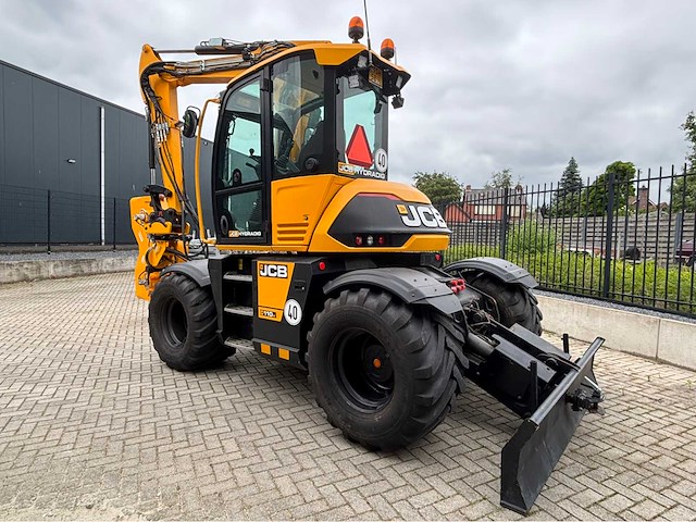 2017 jcb hydradig 110w banden graafmachine - afbeelding 4 van  66