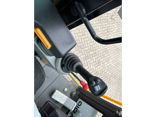 2017 jcb hydradig 110w banden graafmachine - afbeelding 51 van  66