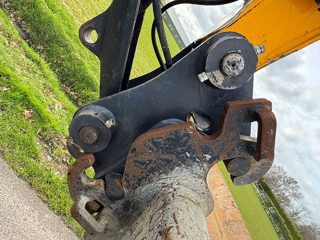 2017 jcb hydradig banden graafmachine - afbeelding 3 van  23