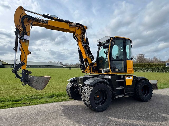 2017 jcb hydradig banden graafmachine - afbeelding 1 van  23