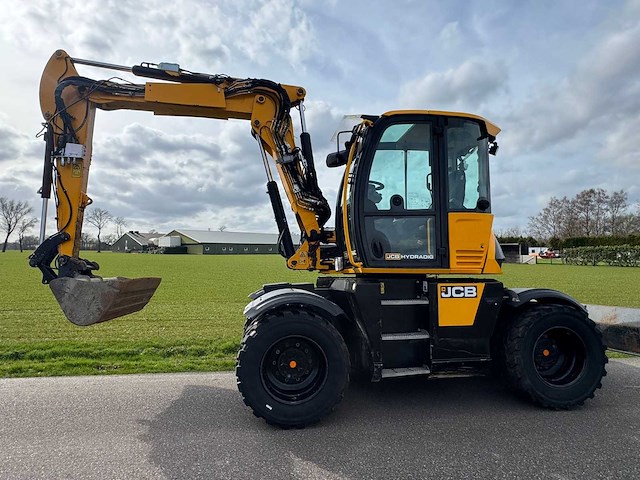 2017 jcb hydradig banden graafmachine - afbeelding 12 van  23