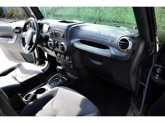 2017 jeep wrangler unlimited sport 4x4 suv 3,6l v6 btw auto - 05g-hns - afbeelding 51 van  54