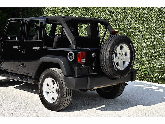 2017 jeep wrangler unlimited sport 4x4 suv 3,6l v6 btw auto - afbeelding 35 van  83