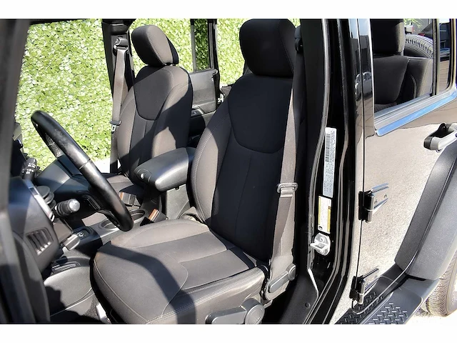 2017 jeep wrangler unlimited sport 4x4 suv 3,6l v6 btw auto - afbeelding 61 van  83
