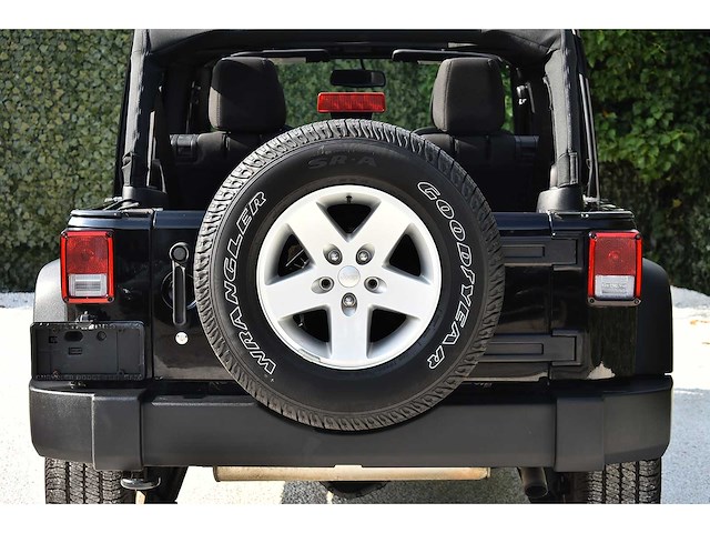 2017 jeep wrangler unlimited sport 4x4 suv 3,6l v6 btw auto - afbeelding 19 van  57