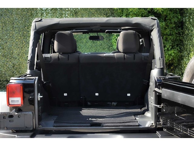2017 jeep wrangler unlimited sport 4x4 suv 3,6l v6 btw auto - afbeelding 21 van  57