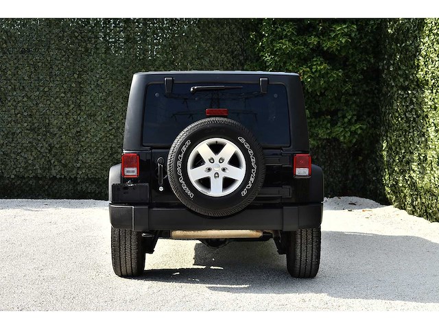 2017 jeep wrangler unlimited sport 4x4 suv 3,6l v6 btw auto - afbeelding 26 van  57