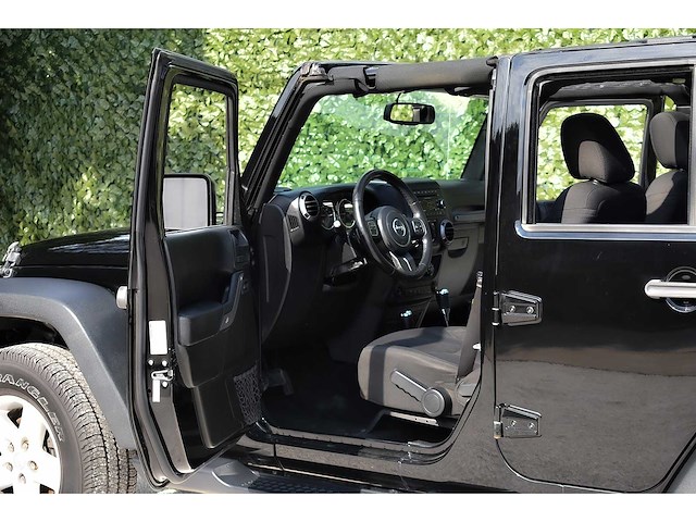 2017 jeep wrangler unlimited sport 4x4 suv 3,6l v6 btw auto - afbeelding 31 van  57