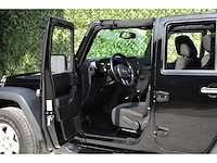 2017 jeep wrangler unlimited sport 4x4 suv 3,6l v6 btw auto - afbeelding 31 van  57
