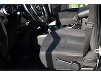 2017 jeep wrangler unlimited sport 4x4 suv 3,6l v6 btw auto - afbeelding 32 van  57