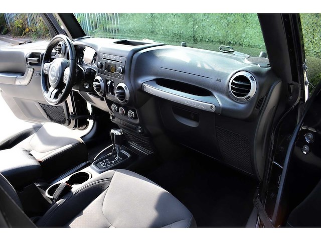 2017 jeep wrangler unlimited sport 4x4 suv 3,6l v6 btw auto - afbeelding 43 van  57