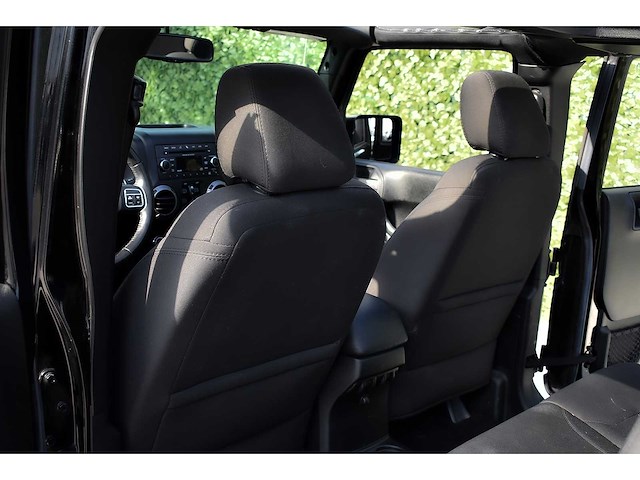 2017 jeep wrangler unlimited sport 4x4 suv 3,6l v6 btw auto - afbeelding 50 van  57