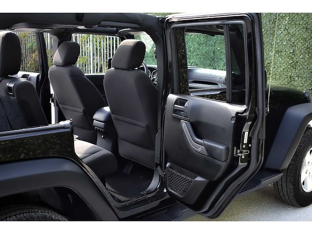 2017 jeep wrangler unlimited sport 4x4 suv 3,6l v6 btw auto - afbeelding 53 van  57