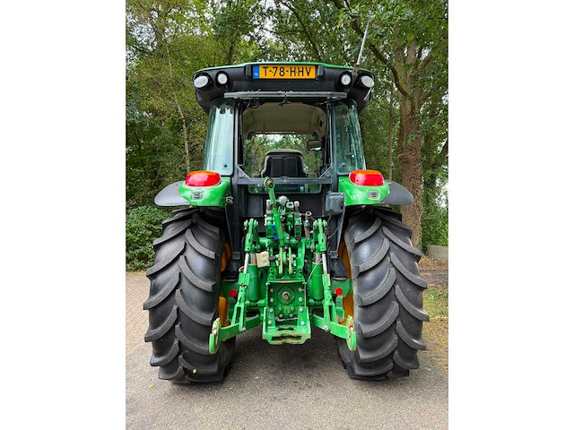 2017 john deere 5090r vierwielaangedreven landbouwtractor - afbeelding 7 van  12