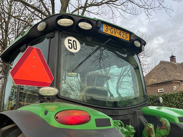 2017 john deere 6120r vierwielaangedreven landbouwtractor - afbeelding 5 van  44