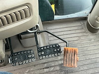 2017 john deere 6120r vierwielaangedreven landbouwtractor - afbeelding 21 van  44