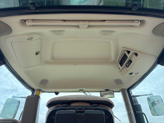 2017 john deere 6145r vierwielaangedreven landbouwtractor - afbeelding 10 van  23