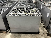 2017 jungheinrich 80 volt 6 pzs 930 accupakket heftruck - afbeelding 1 van  7