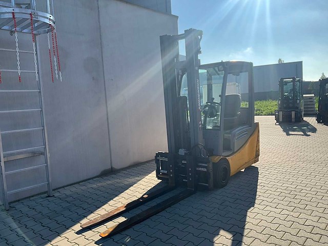 2017 jungheinrich efg 220 vorkheftruck - afbeelding 1 van  2