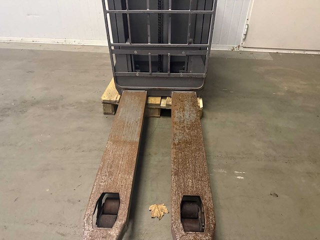 2017 jungheinrich esd 120 meeneemheftruck - afbeelding 8 van  8