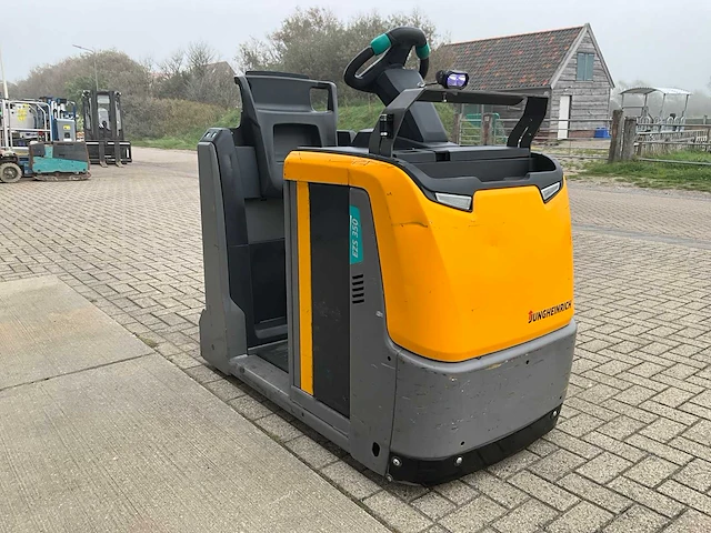 2017 jungheinrich ezs 350 industriële trekker - afbeelding 4 van  11