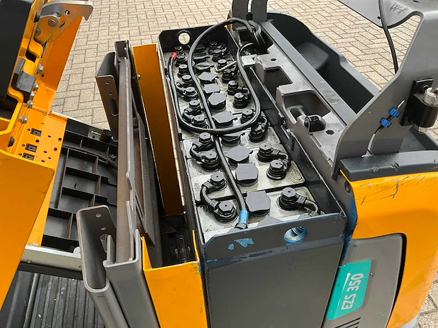 2017 jungheinrich ezs 350 industriële trekker - afbeelding 11 van  11