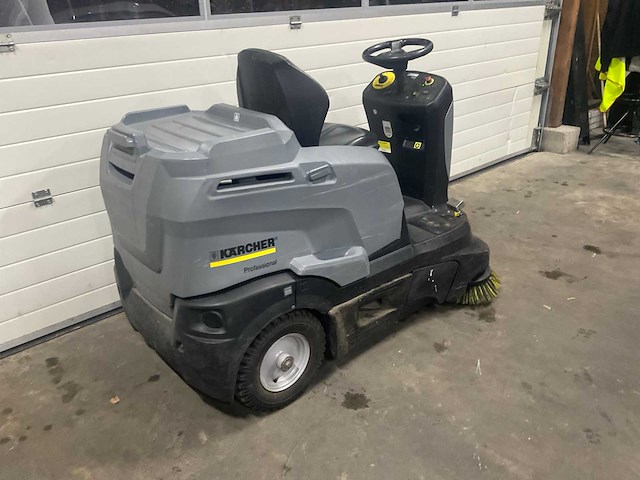 2017 karcher km 90/60 r zelfrijdende veegmachine - afbeelding 7 van  9