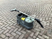 2017 karcher puzzi 10/2 schoonmaakapparaat - afbeelding 3 van  4