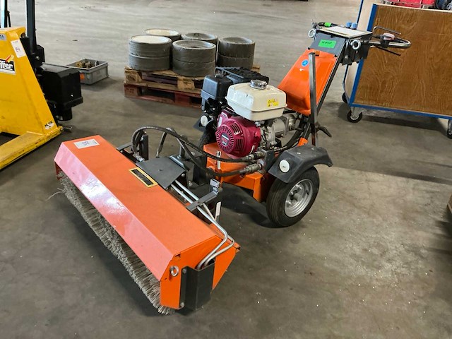 2017 kersten k2000 g borstelmachine - afbeelding 1 van  9