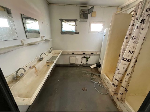 2017 kleusberg solid typ 7 sanitair unit - afbeelding 15 van  15