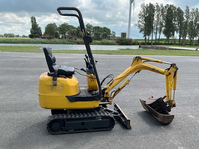 2017 komatsu pc09-1 minigraafmachine - afbeelding 9 van  25