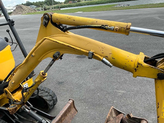 2017 komatsu pc09-1 minigraafmachine - afbeelding 7 van  25