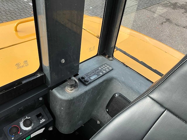 2017 komatsu pc56-7 midigraafmachine - afbeelding 15 van  29