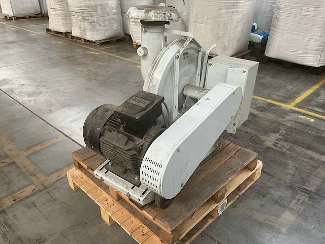 2017 kongskilde industriële centrifugaalventilator met 15 kw motor en schakelkast, 400 v - afbeelding 17 van  23