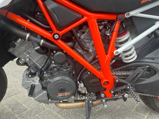 2017 ktm tour 1290 superduke r abs motorfiets - afbeelding 4 van  14