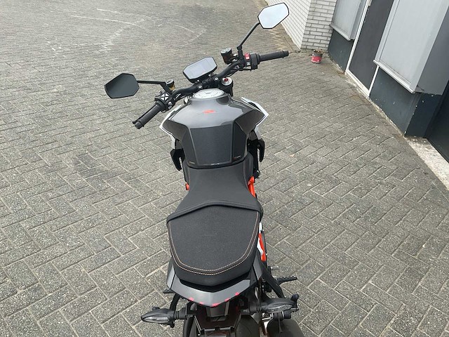 2017 ktm tour 1290 superduke r abs motorfiets - afbeelding 11 van  14