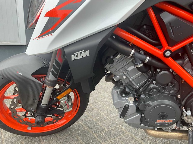 2017 ktm tour 1290 superduke r abs motorfiets - afbeelding 13 van  14
